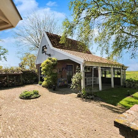 Idyllisch En Knus Huisje Met Prachtige Veranda. Oterleek Luaran gambar