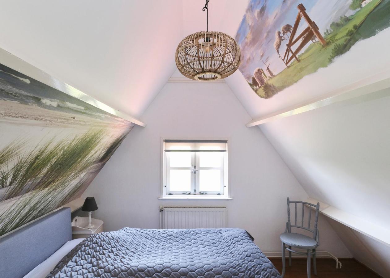 Idyllisch En Knus Huisje Met Prachtige Veranda. Oterleek Luaran gambar
